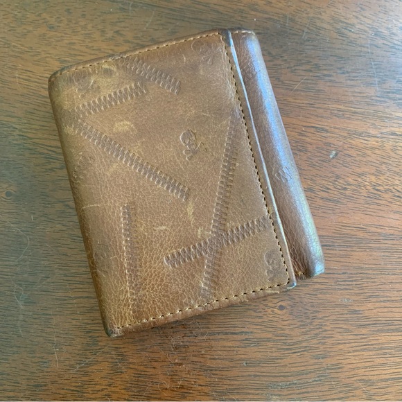 Vintage Faded Glory Genuine Leather Skull and Crossbones Wallet - Picture 1 of 7
